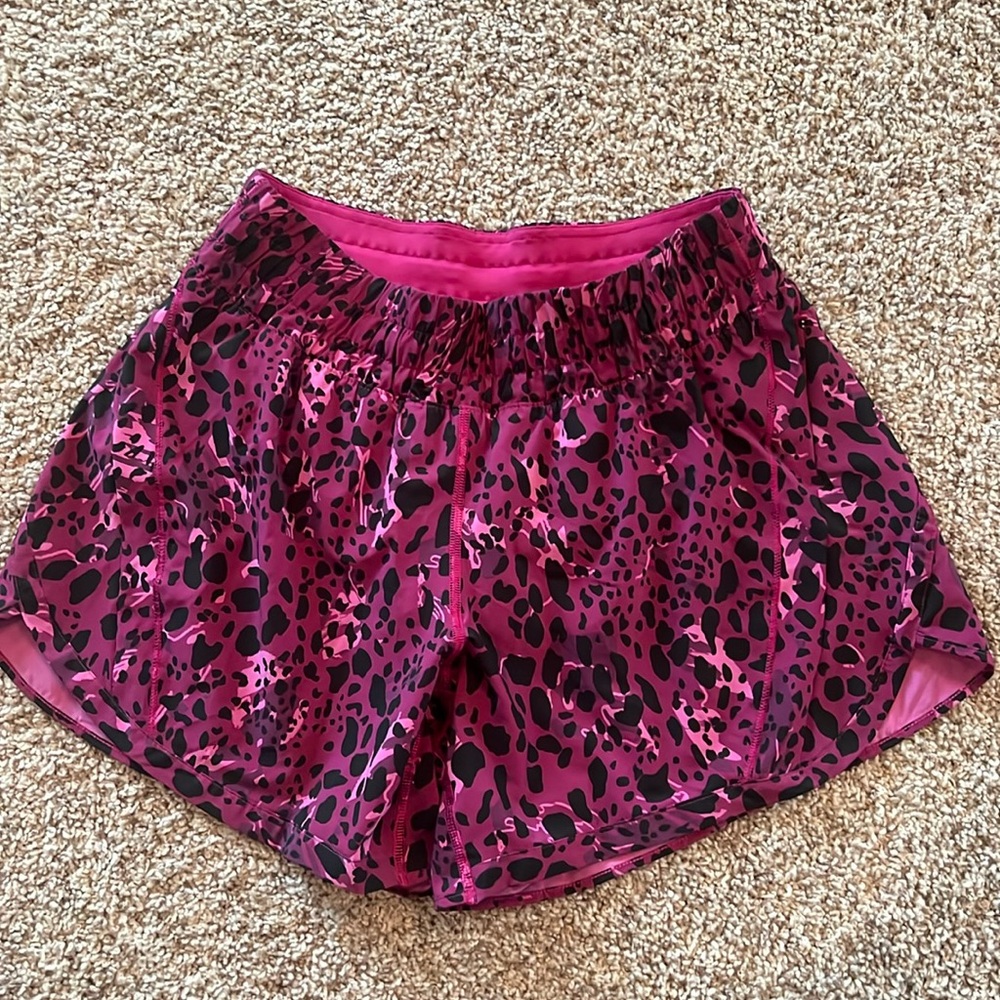 Lululemon track that 5”